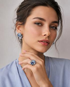  Кольцо с кристаллами Swarovski