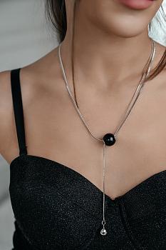 Колье из акрила