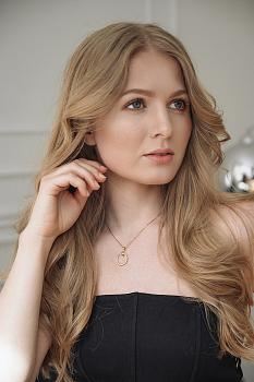 Колье гвоздик с фианитами